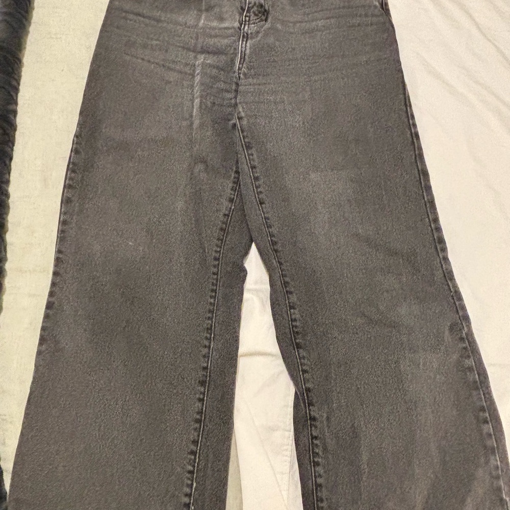 Chic Gray Flare Jeans for Women